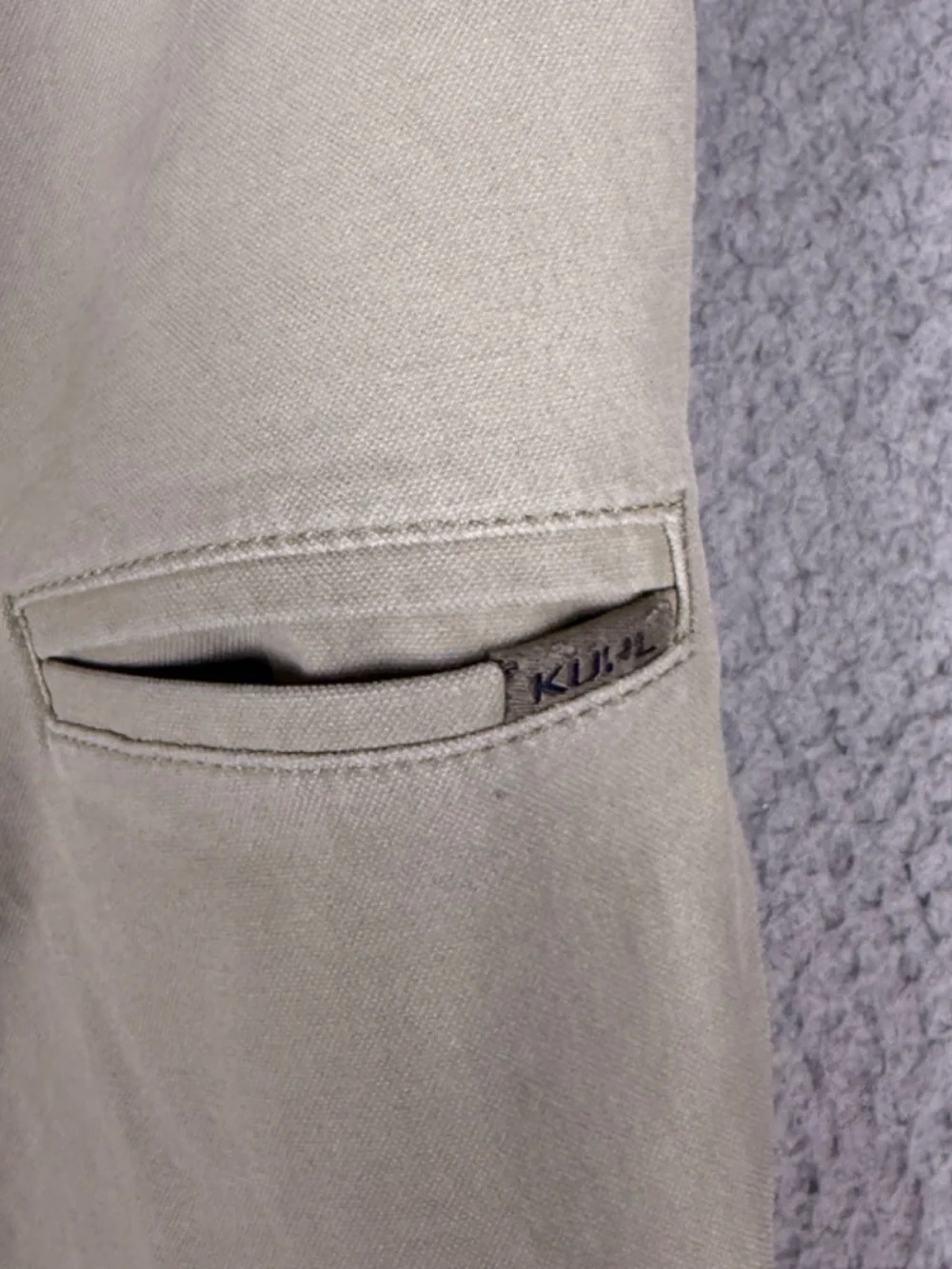 Kuhl Resistor Pants Mens 42x34 Brown Chino Pants Stretch Hiking Outdoor Casual